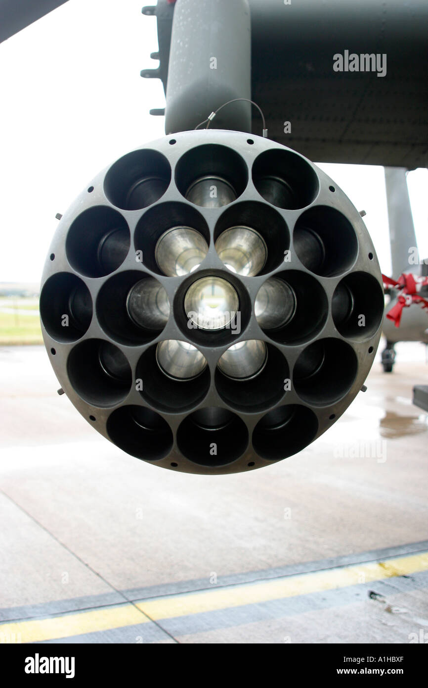 Rocket pod hires stock photography and images Alamy