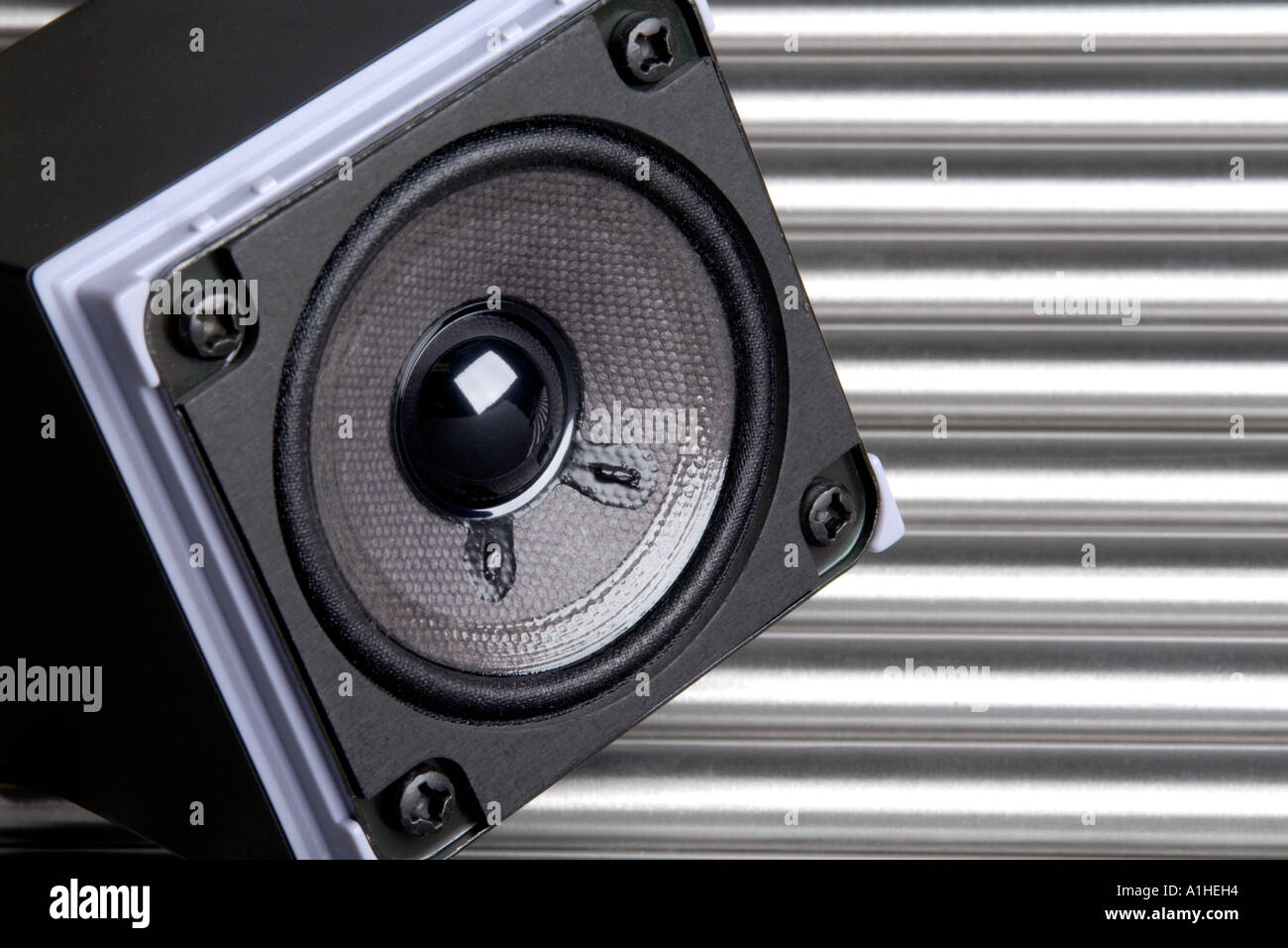 single stereo speaker