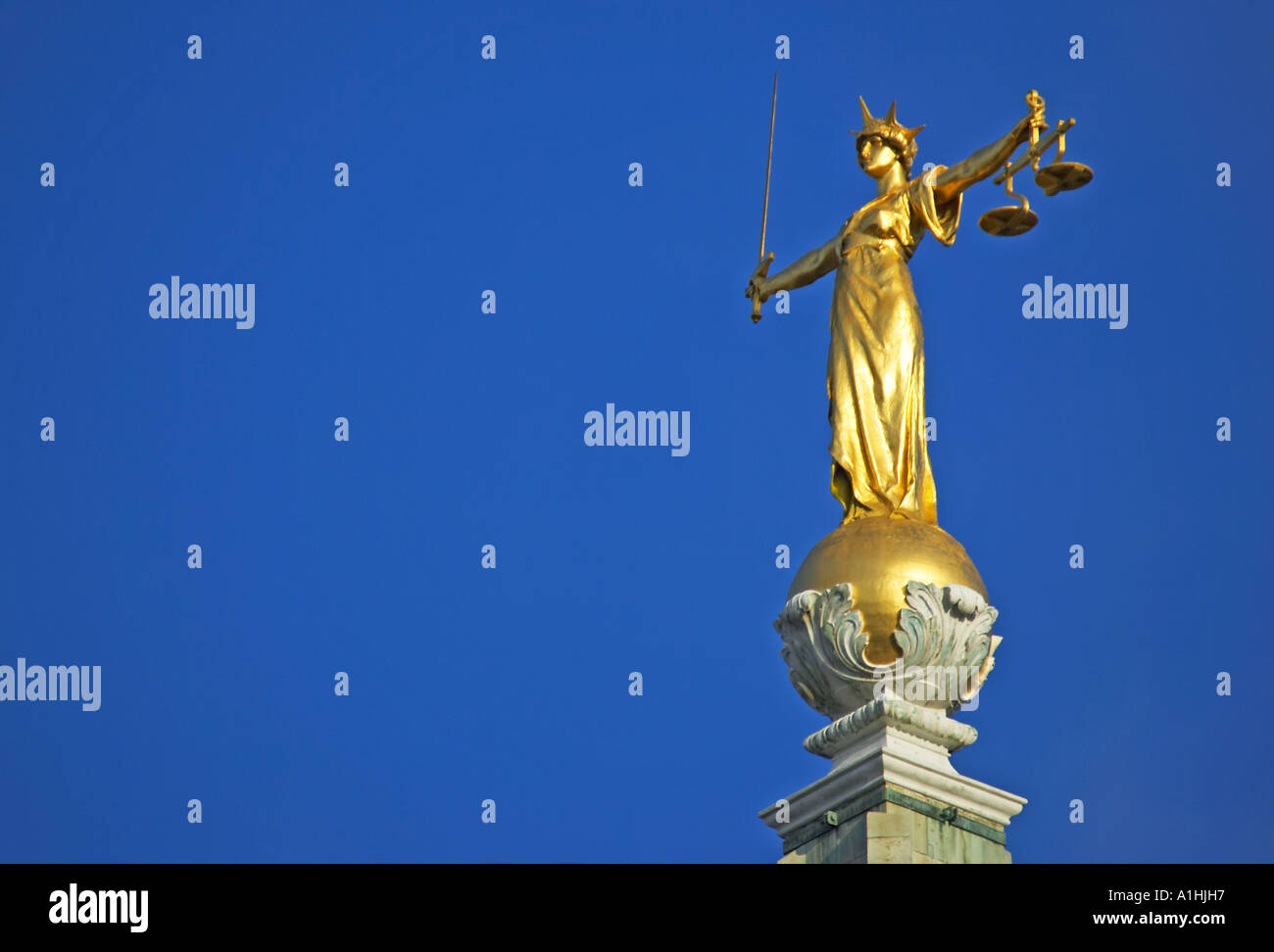 Old Bailey Central Criminal Court london uk Stock Photo Alamy Old Bailey Central Criminal Court london uk Stock Photo Alamy