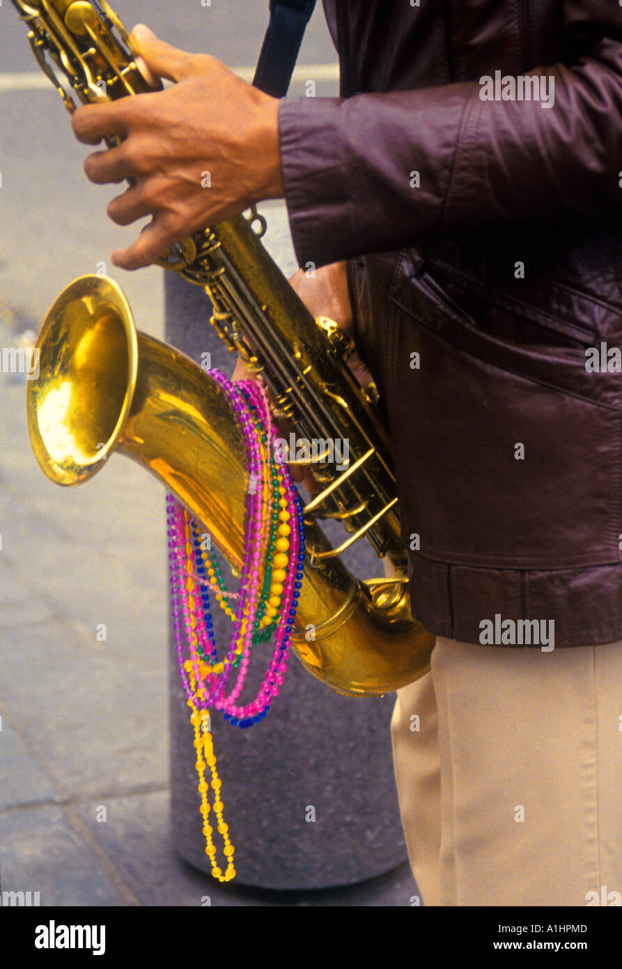 is mardi gras music jazz