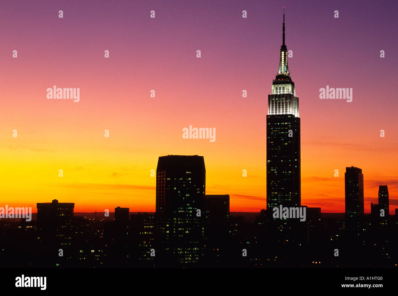 New York City, midtown manhattan. Sunset and the historic Empire State ...