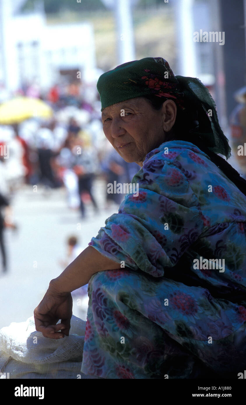 Uzbek old elderly hi-res stock photography and images - Alamy