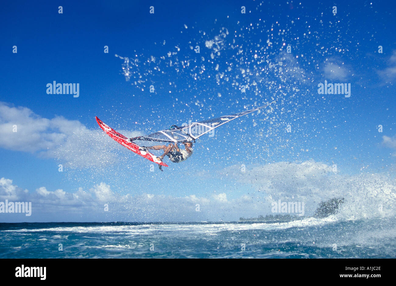 Windsurfing kauai hawaii hires stock photography and images Alamy