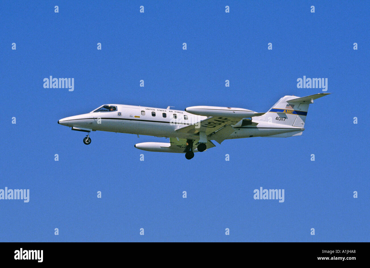 US Air Force Gates C21 Learjet Stock Photo Alamy