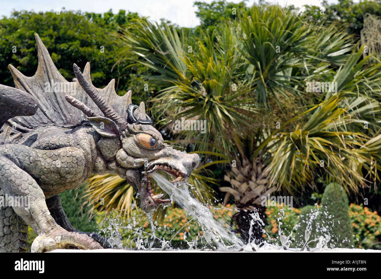 Dragon fountain at Sentosa ilsand Stock Photo