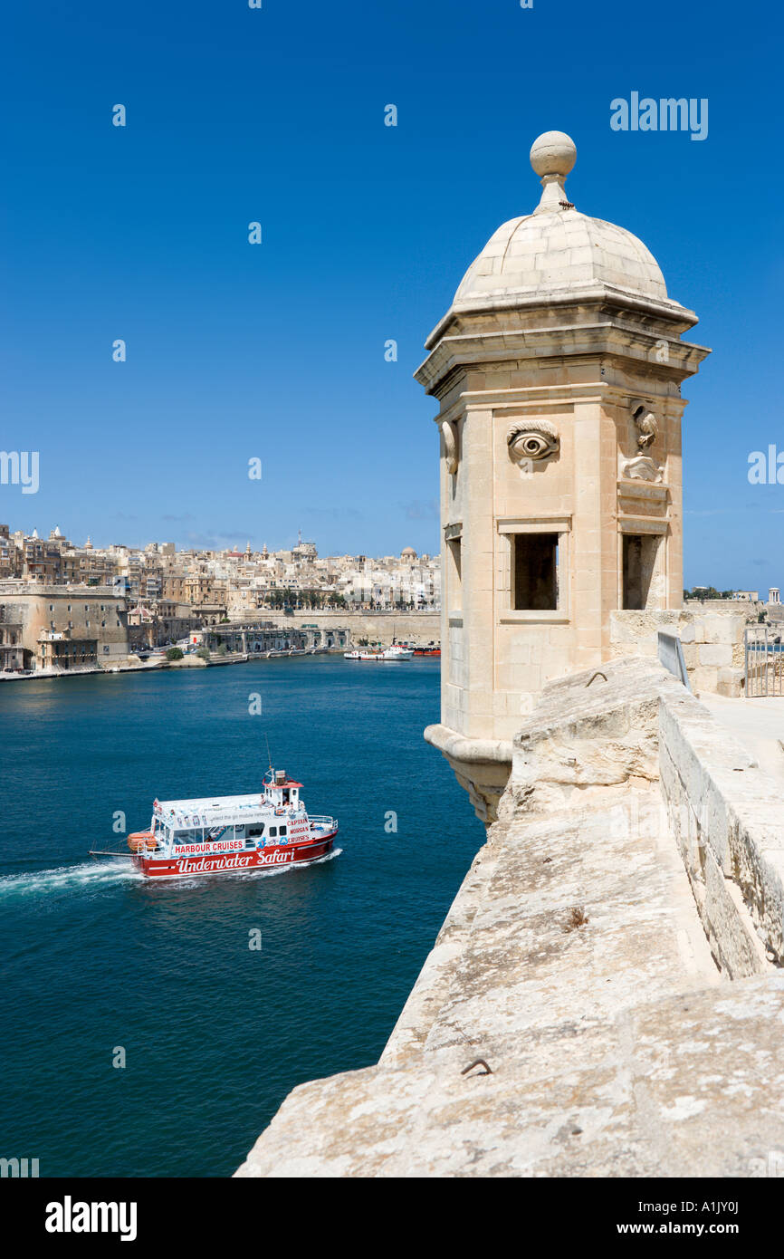 Captain Morgan Harbour Cruise Boat and View of Valletta and Grand Harbour from Senglea, Valletta, Malta Stock Photo