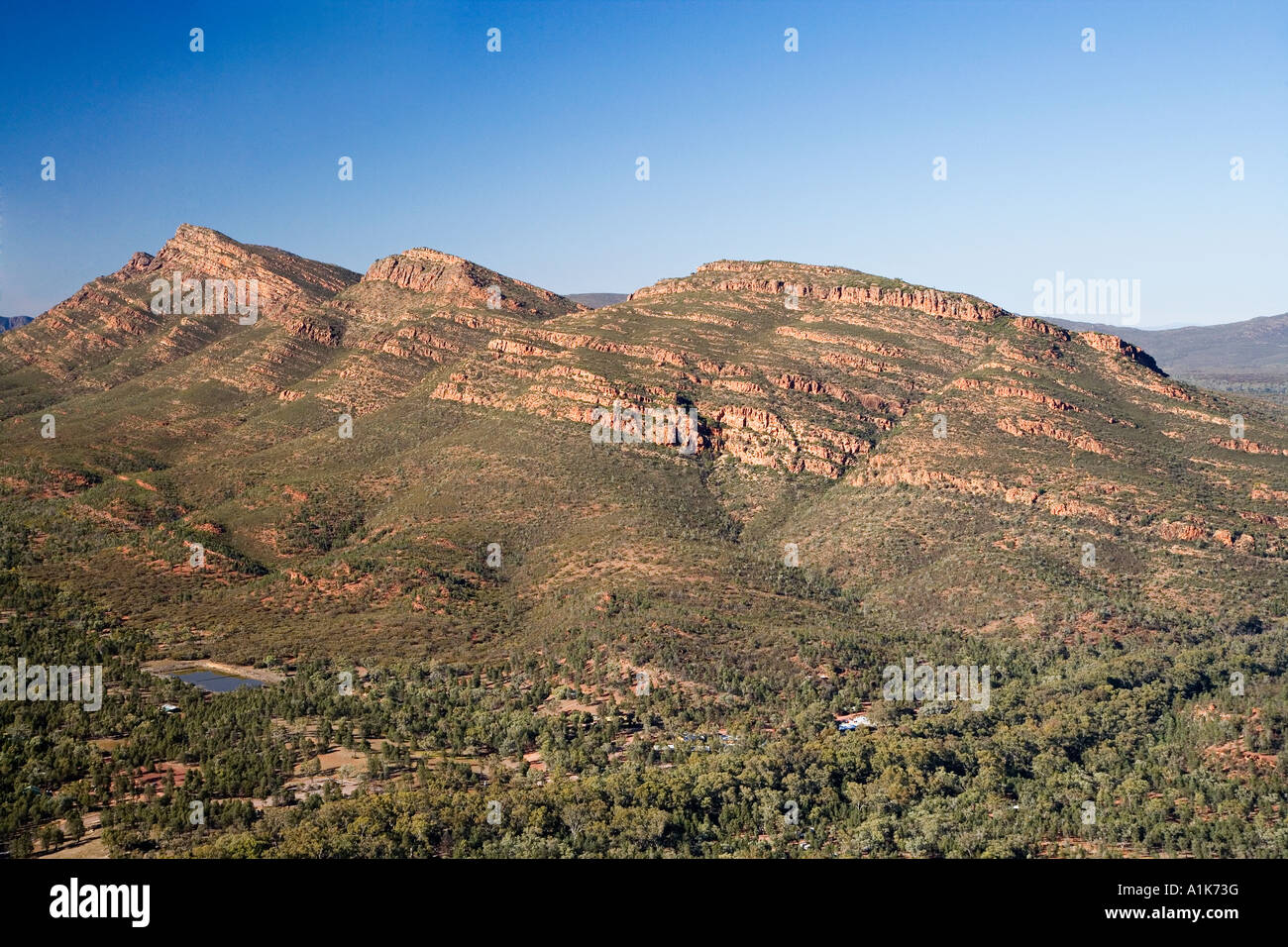 Wilpena pound resort hires stock photography and images Alamy