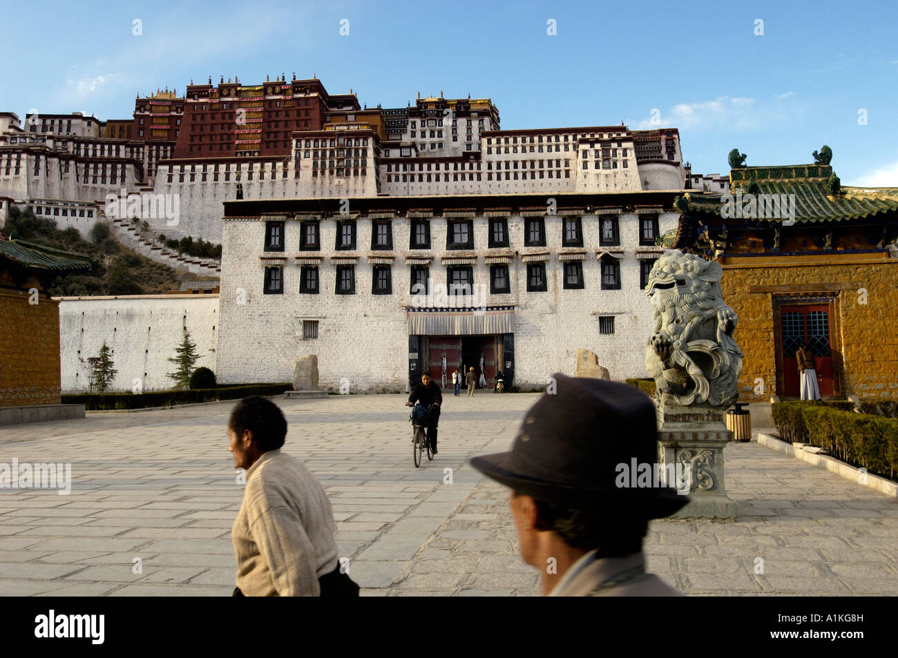 The Potala Palace in Lhasa Tibet Stock Photo - Alamy