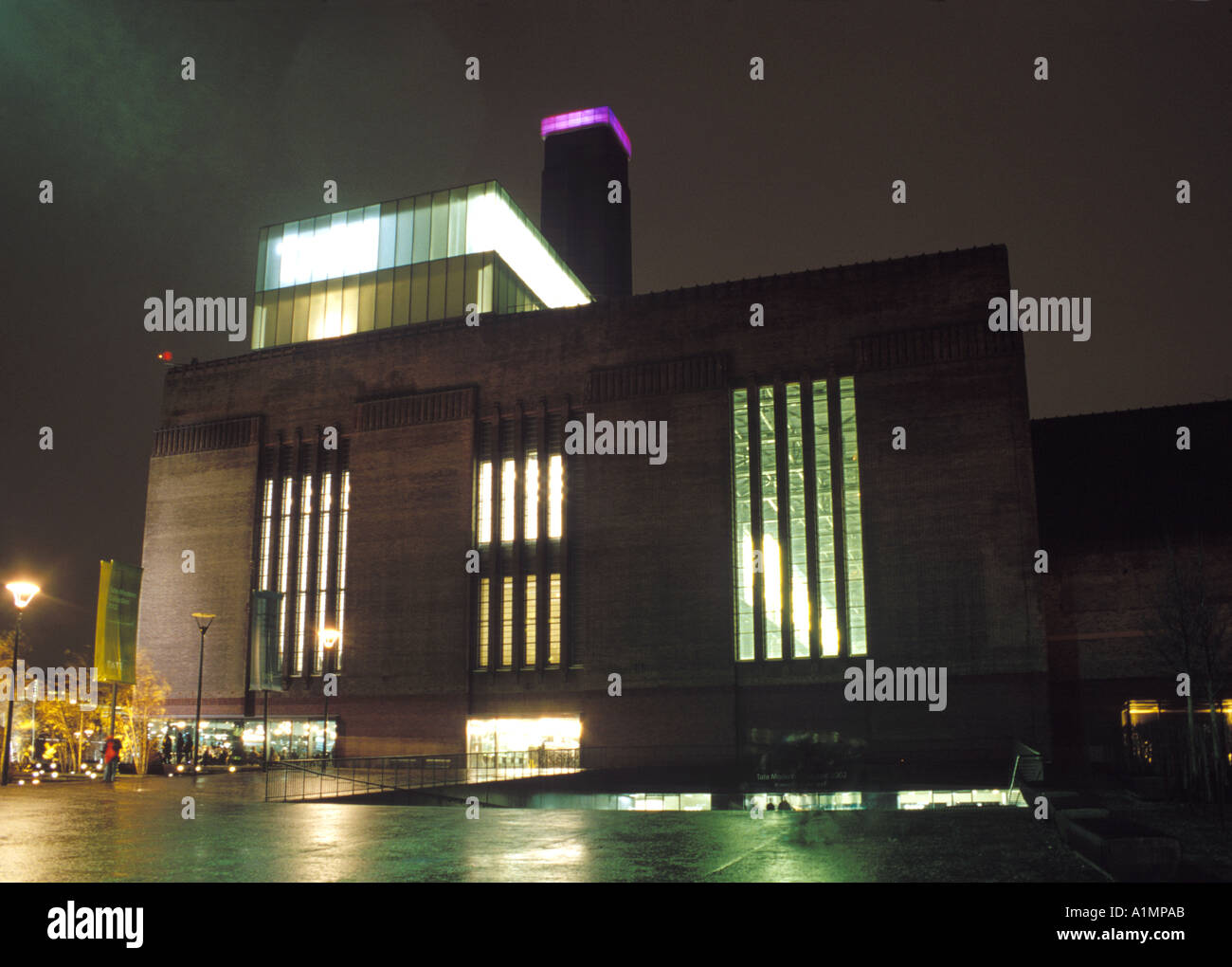 The Tate Modern Art Gallery in London Stock Photo