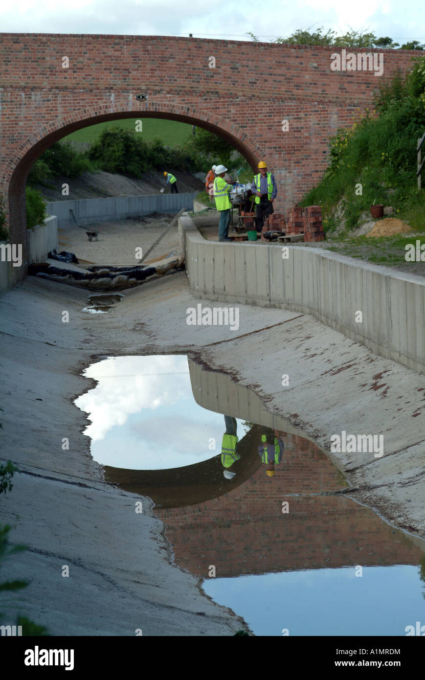 Wendover canal hi-res stock photography and images - Alamy