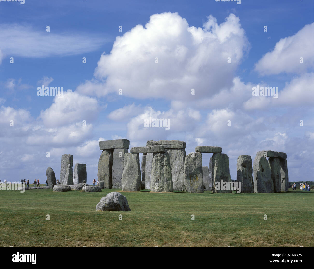 Stonehenge pagan ceremony hi-res stock photography and images - Alamy