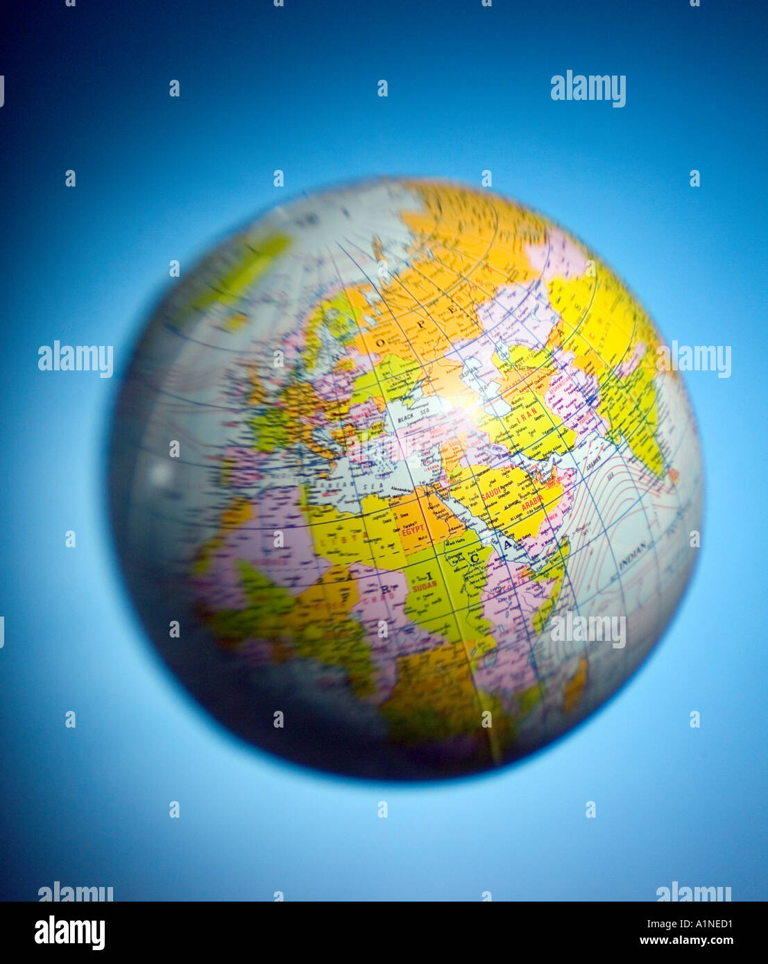 Maps of the world hi-res stock photography and images - Alamy