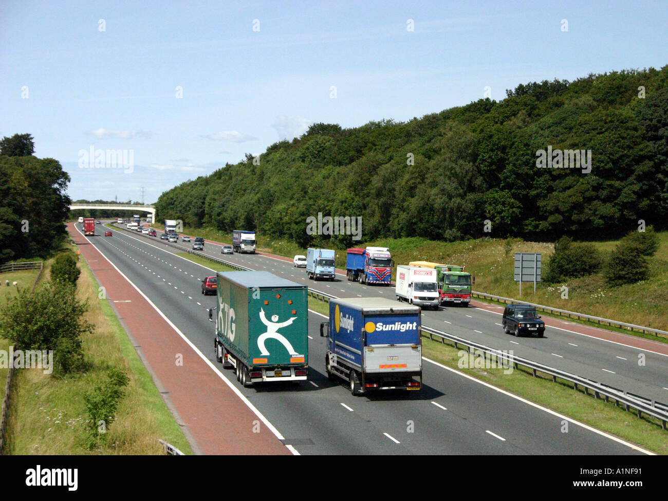Traffic on M6 motorway Stock Photo - Alamy