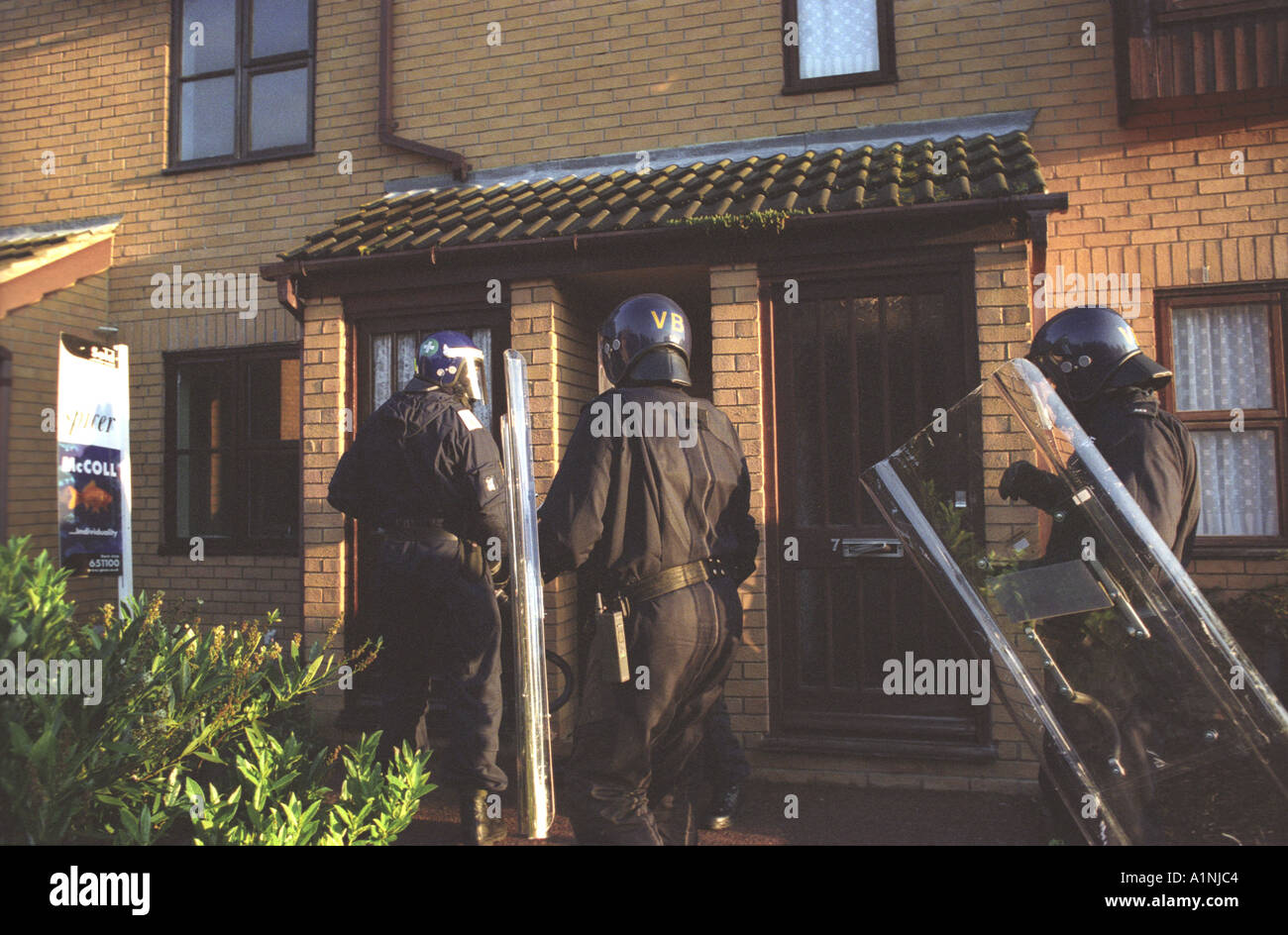 Police target suspected low level drug dealers in Peterborough 2002 Stock Photo