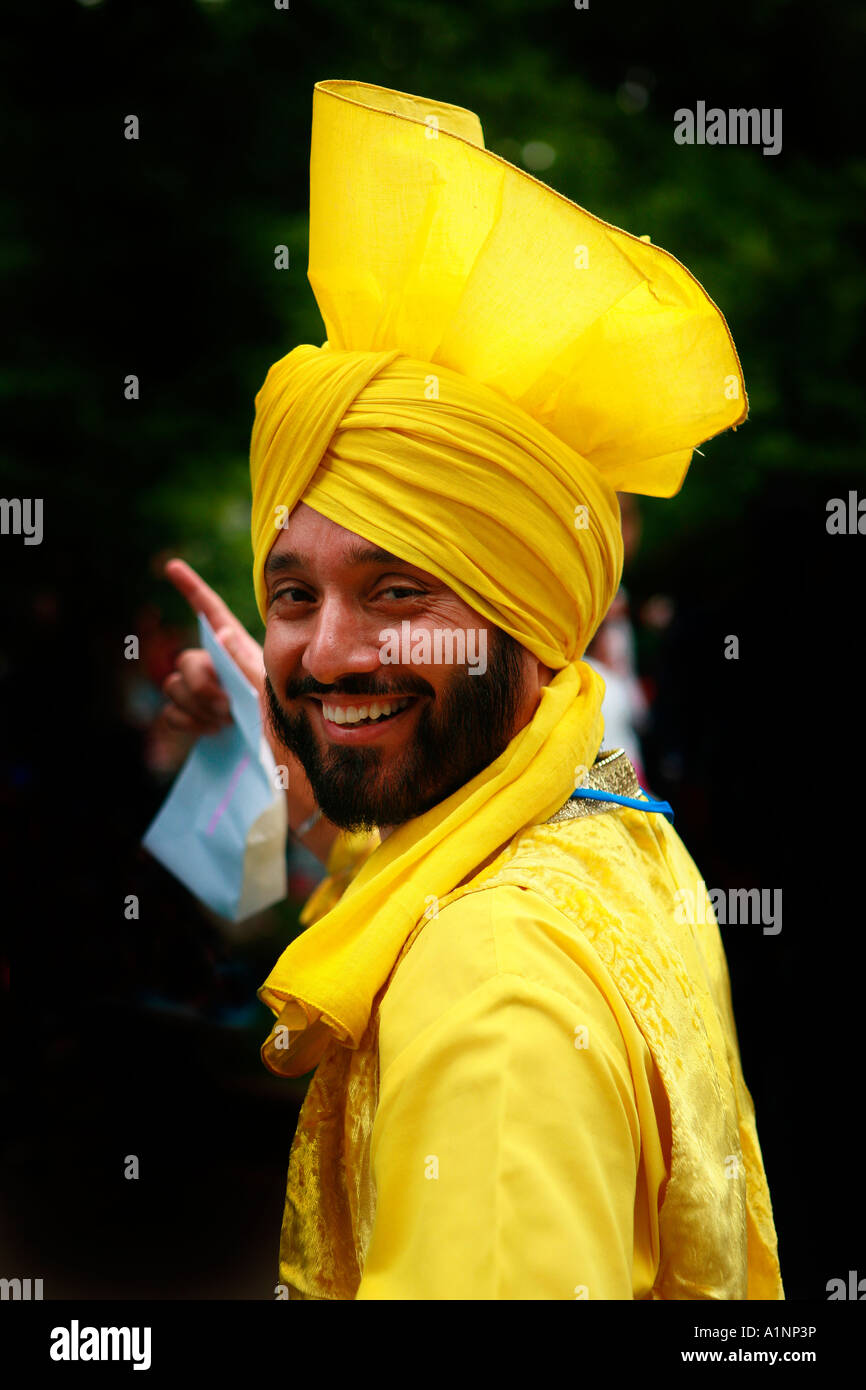 Celebrant at a Mela held in Swindon, Wiltshire, England Stock Photo Alamy