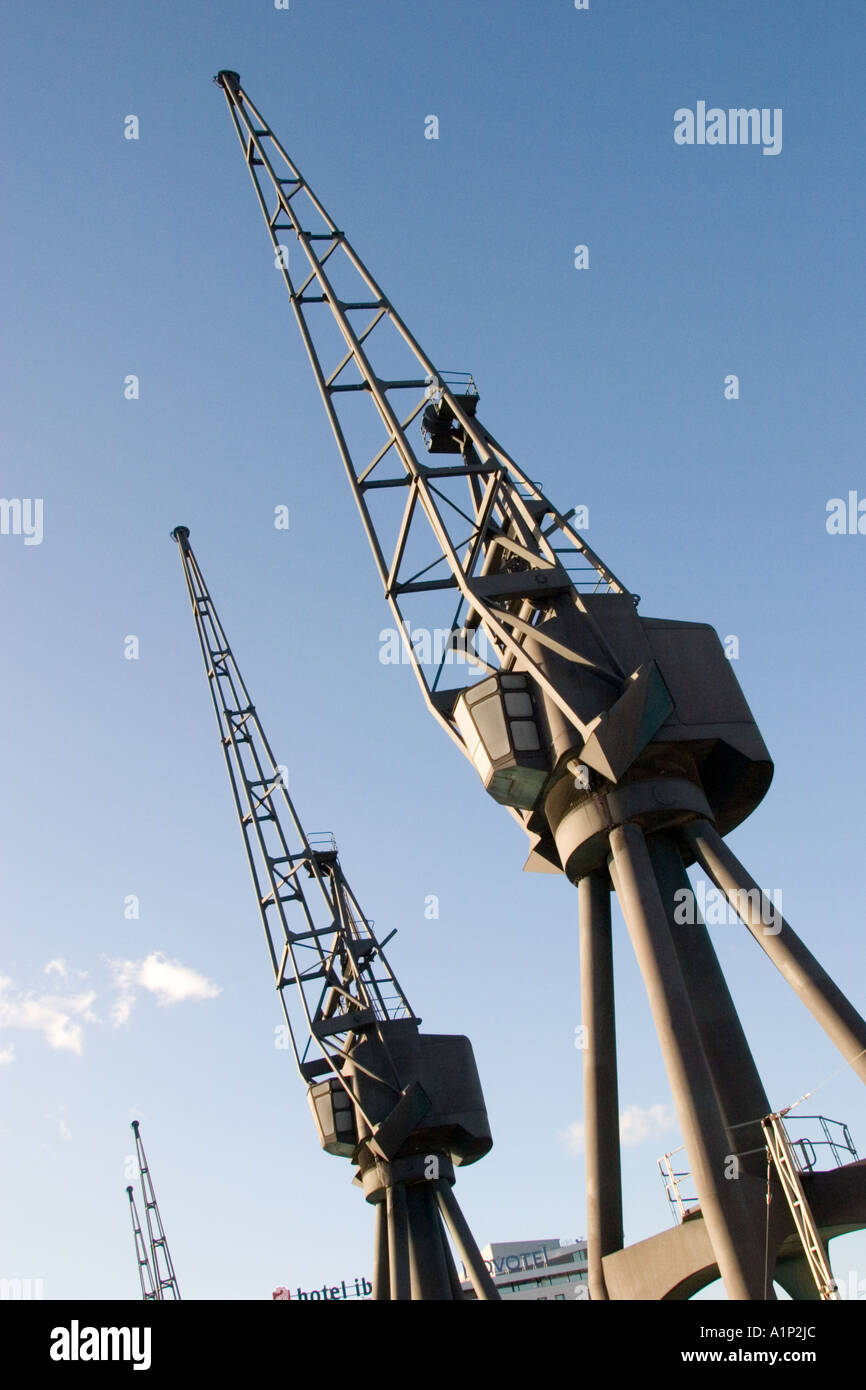 Old cranes hi-res stock photography and images - Alamy