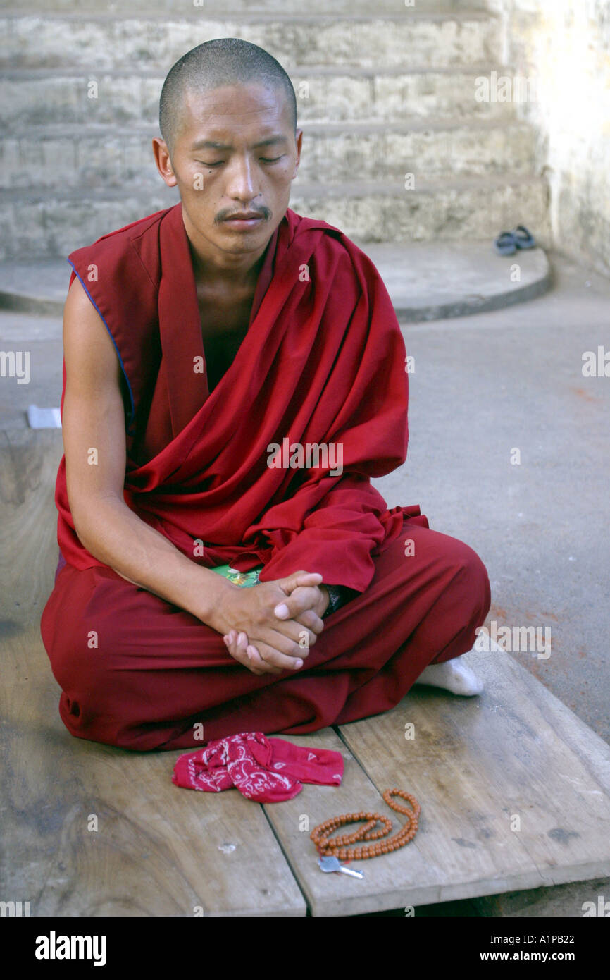 Tibetan monk meditate hi-res stock photography and images - Alamy, image size:866x1390