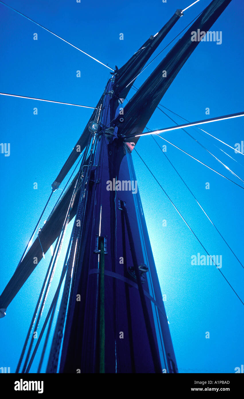 Mast spreaders hires stock photography and images Alamy