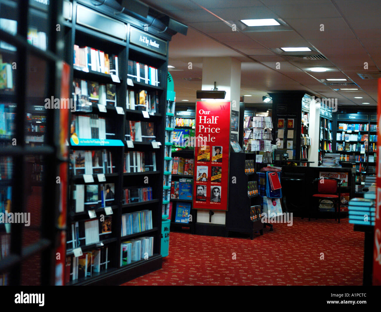 Waterstones shop interior hi-res stock photography and images - Alamy