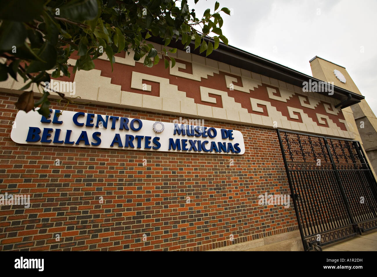 ILLINOIS Chicago Exterior of Mexican Fine Arts Museum in Pilsen