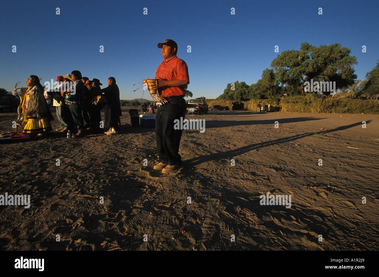 American indian medicine dance hi-res stock photography and images - Alamy