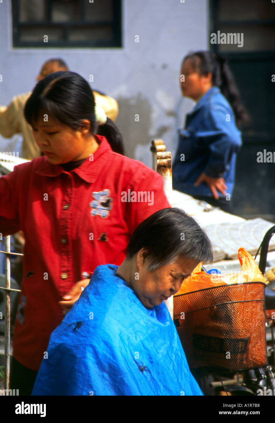 Kin ching hi-res stock photography and images - Alamy