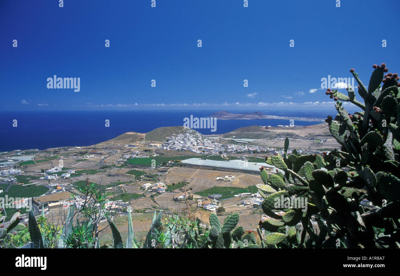 Spain, Canary Islands, Gran Canaria, Las Palmas in distance Stock Photo -  Alamy