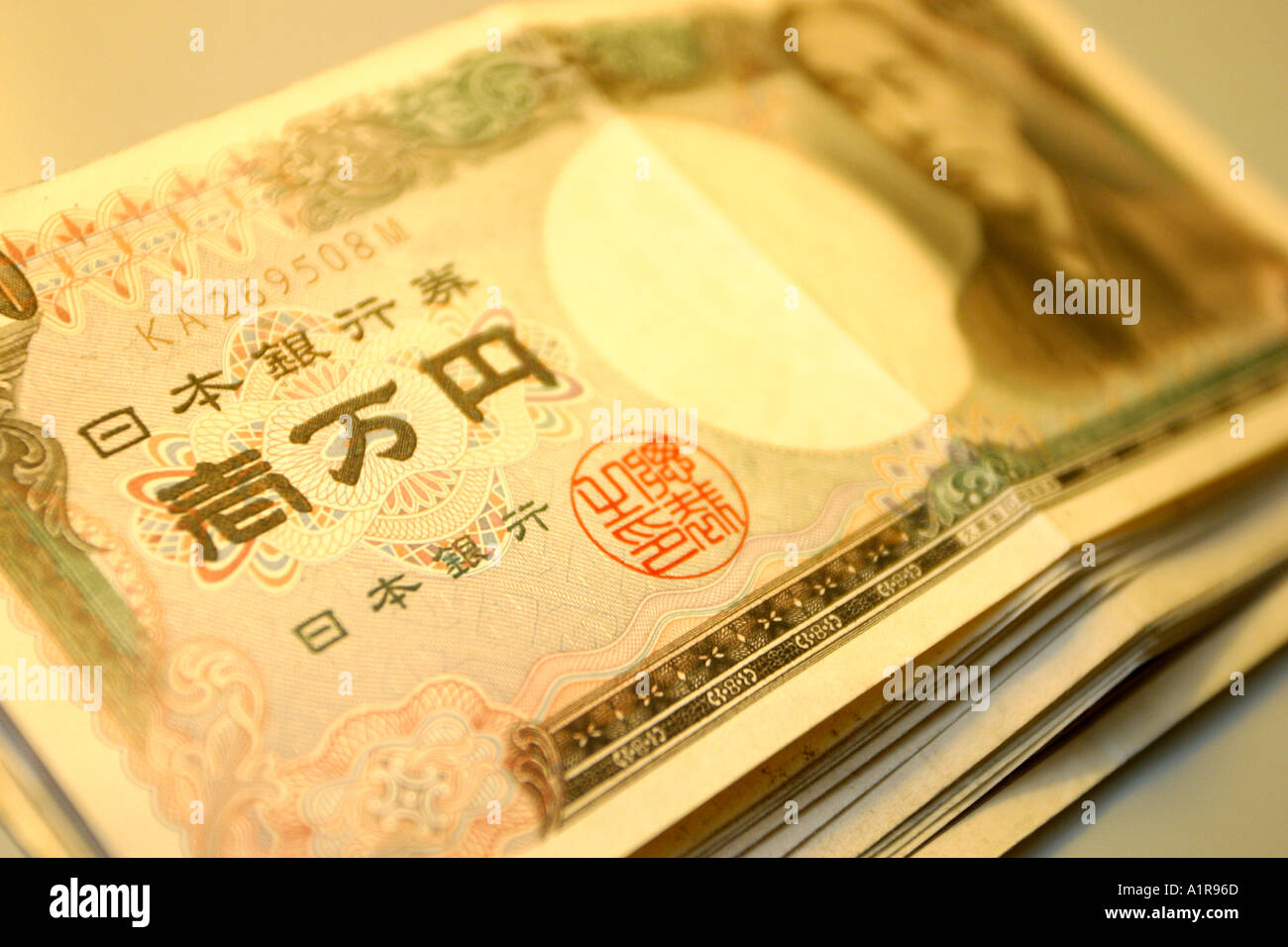 Japanese dollar notes hi-res stock photography and images - Alamy