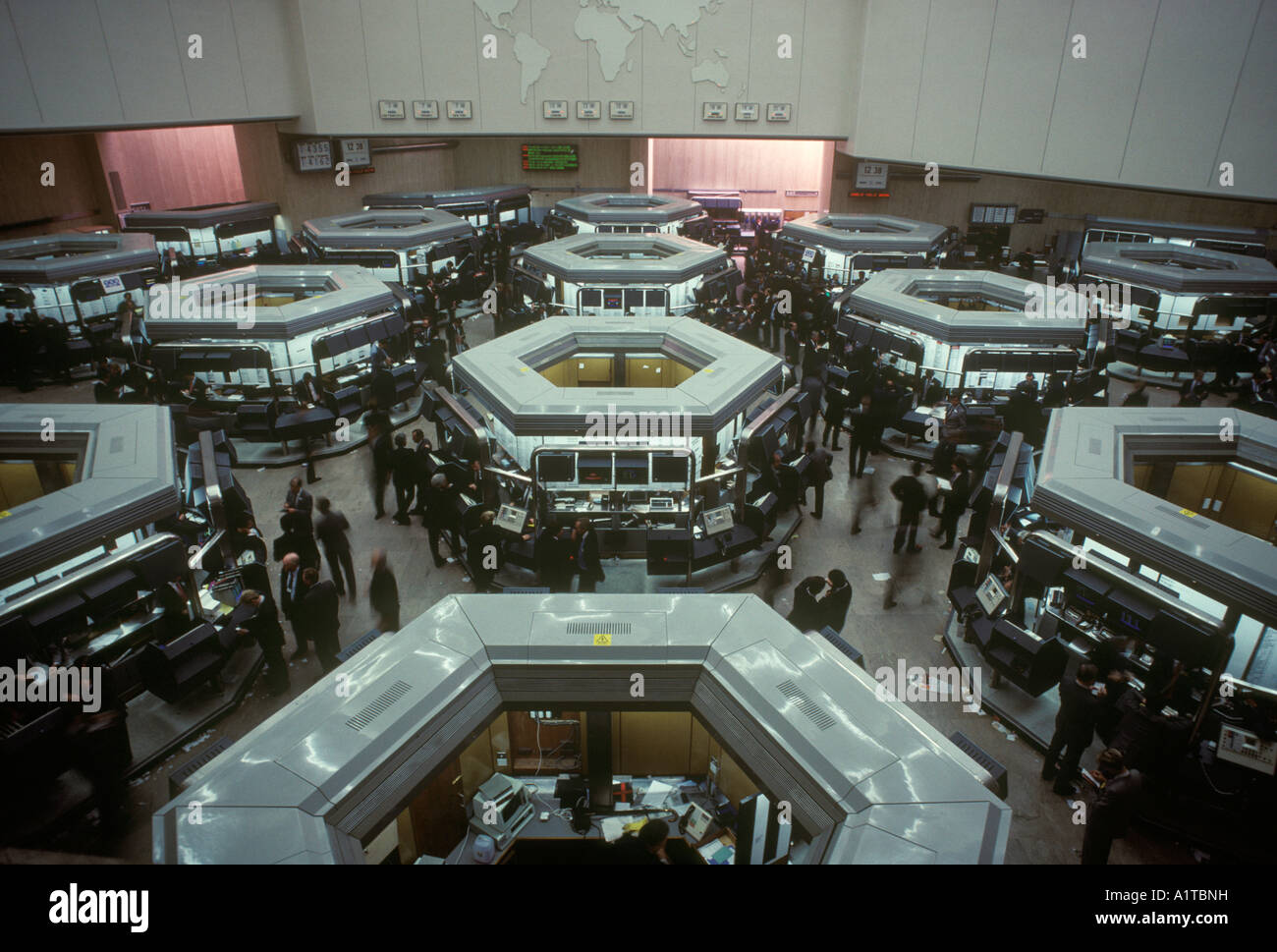 London Stock Exchange trading floor 1990s. Stock Brokers in the City of