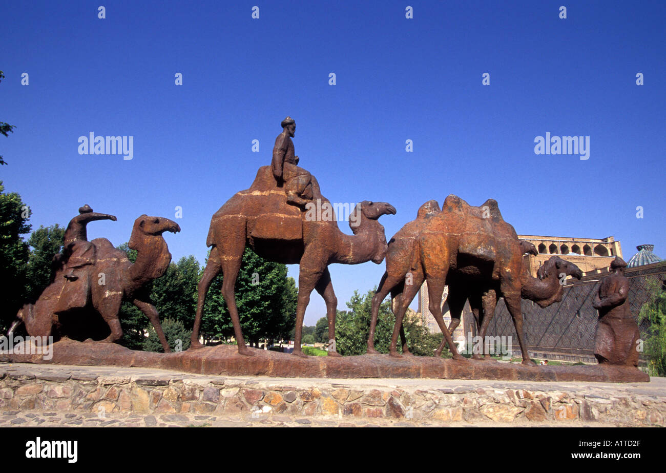 Statues of traders and camel drivers on the Silk Road near the Registan, Samarkand, Uzbekistan. Stock Photo