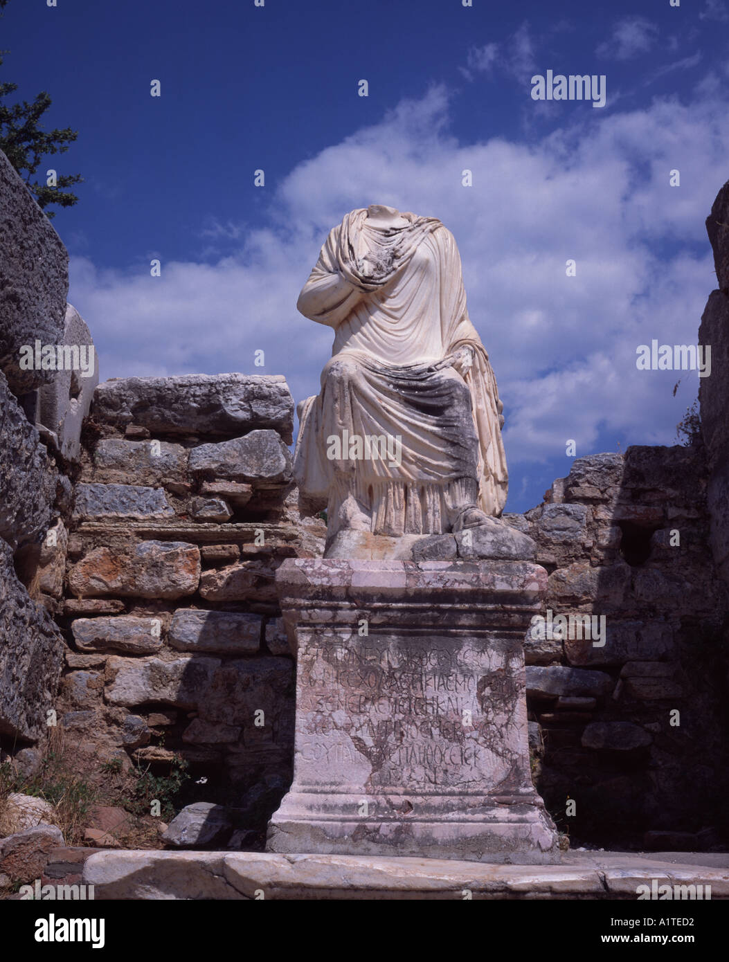 Headless Roman statue at Ephesus Turkey Stock Photo Alamy