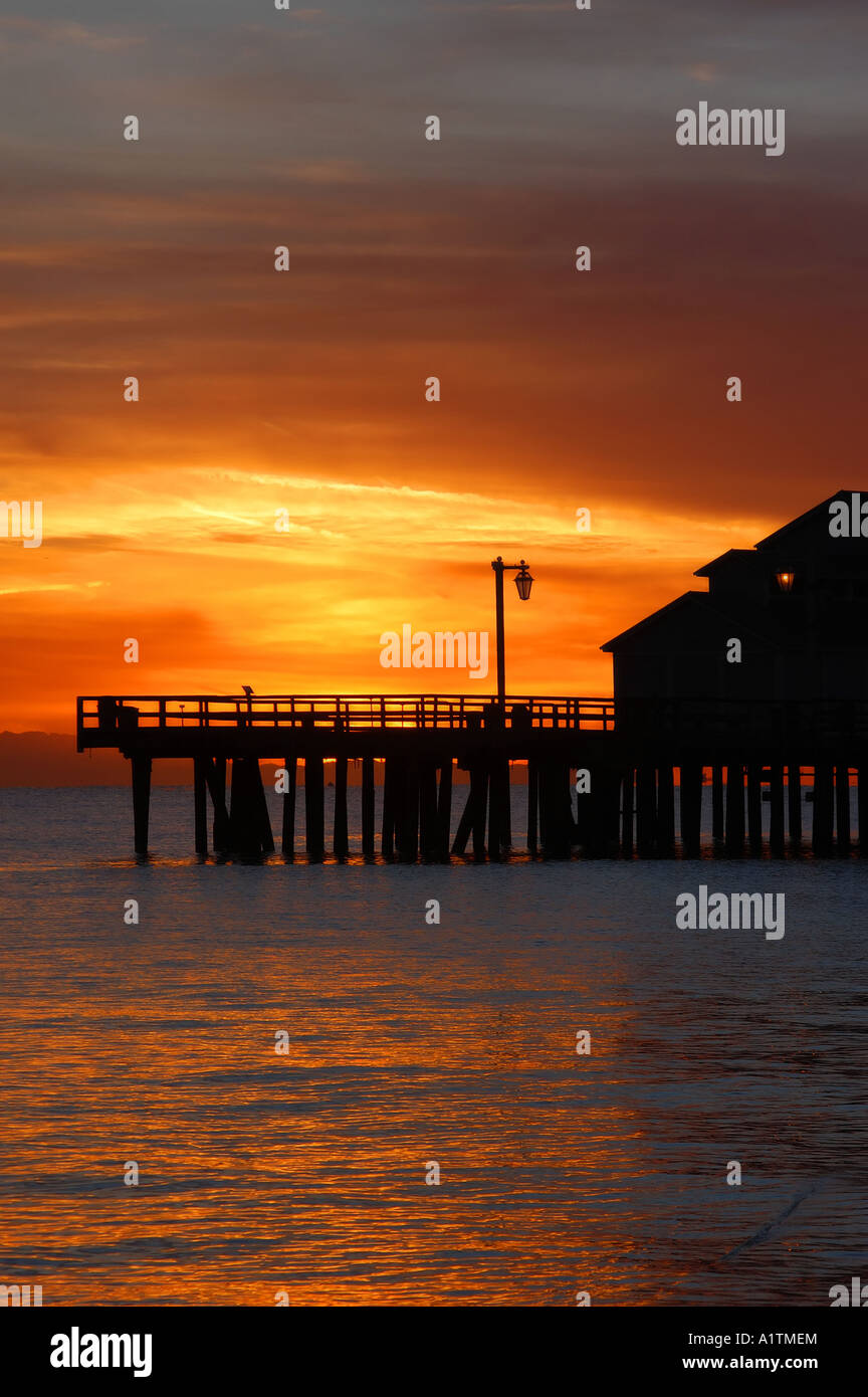 Stearns wharf sunset hi-res stock photography and images - Alamy