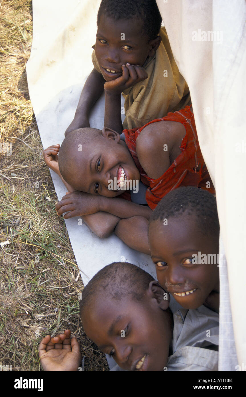 Smiling Orphans Happy children africa camp hi-res stock photography and images - Alamy