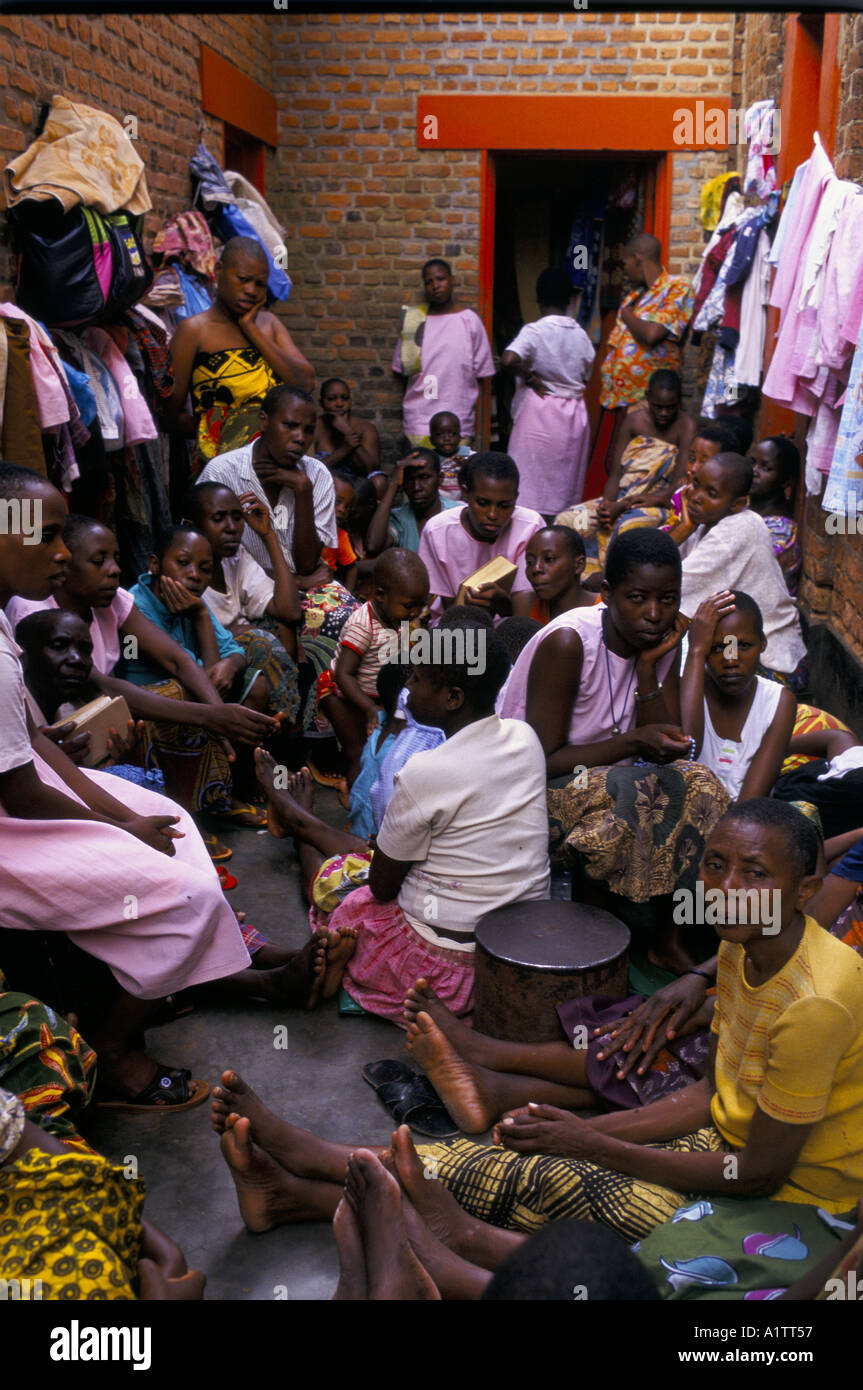 KIGALI PRISON WOMENS SECTION RWANDA. Women accused of being involved in the genocide Stock Photo