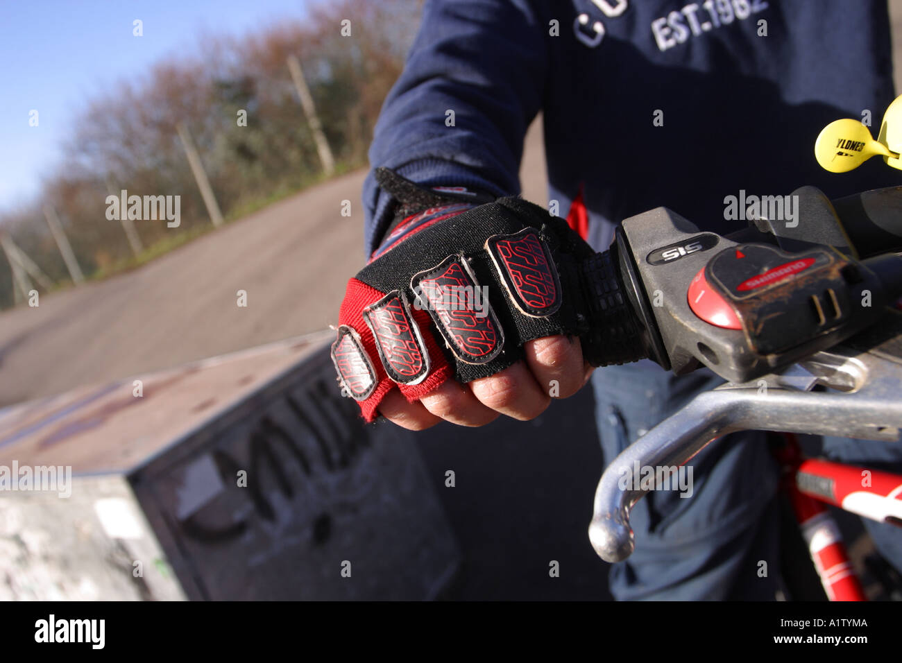 bike safety gloves