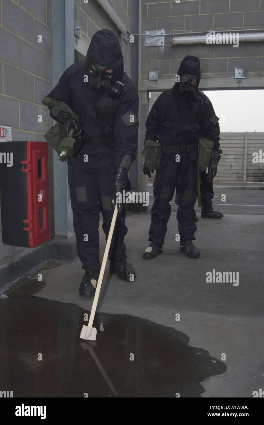 3388 UK Police CBRN Training Chemical Biological Nuclear Photos taken ...