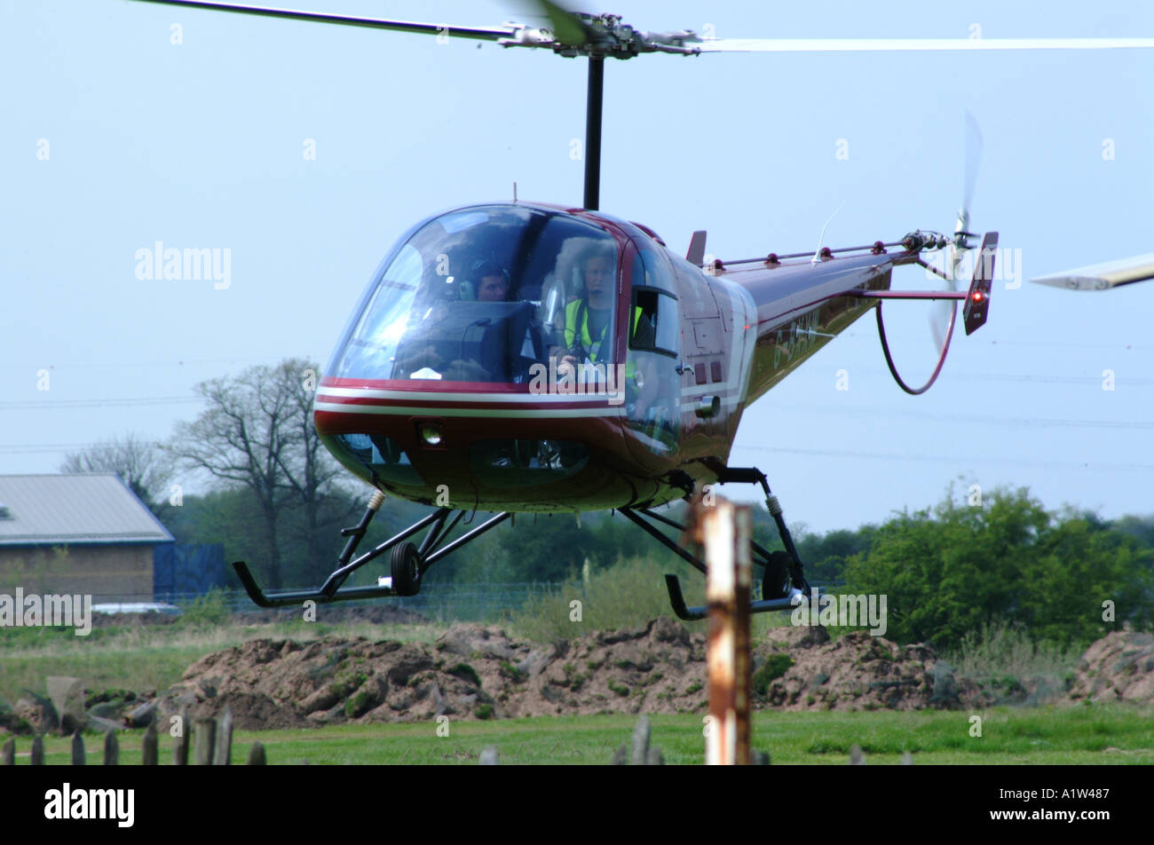 Enstrom Delivers F28F To Sharkey