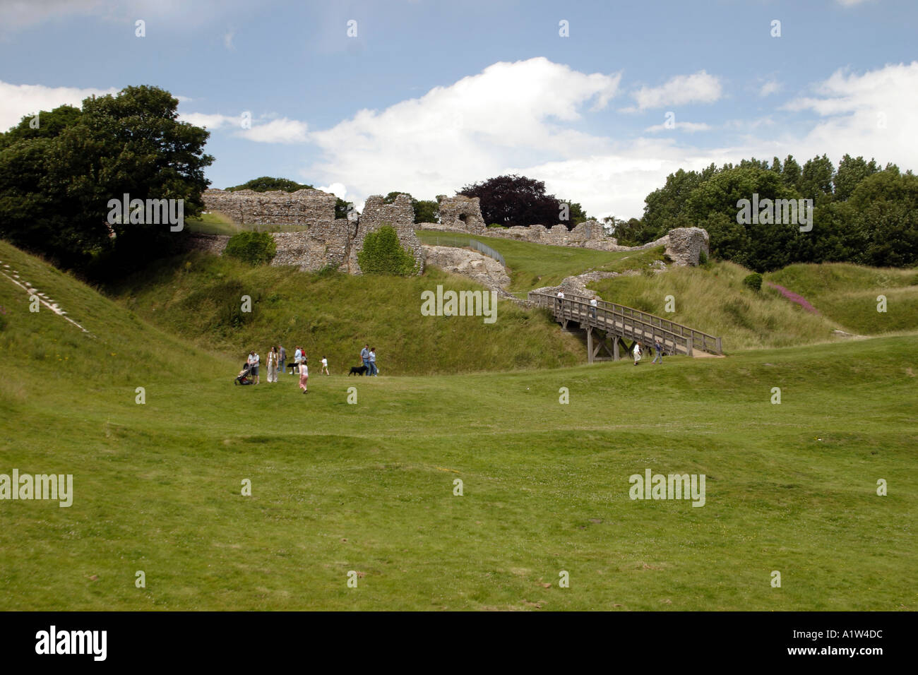 Castle acre castle hi-res stock photography and images - Alamy