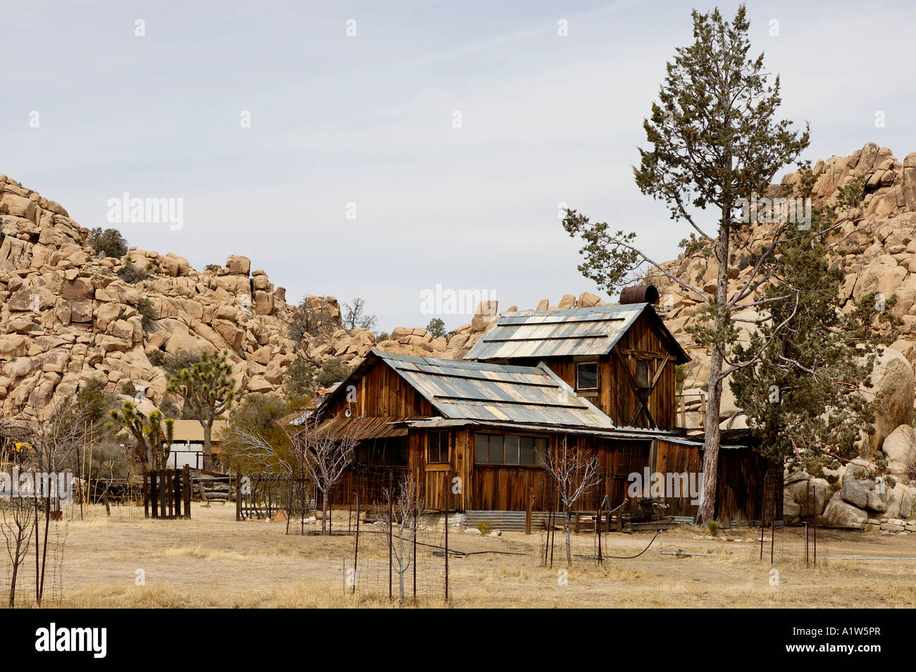 Ranch house of the old west hi-res stock photography and images - Alamy