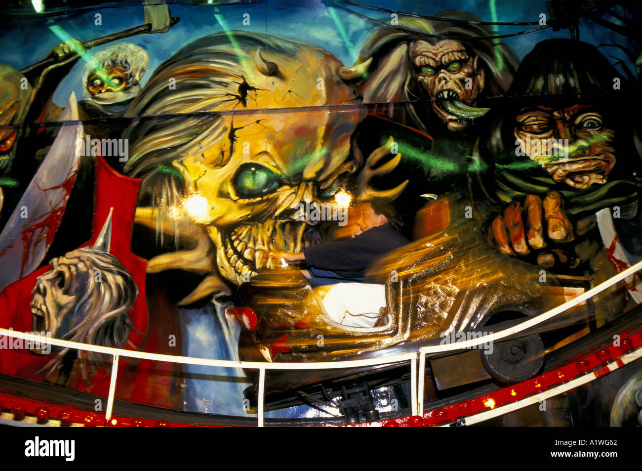 Scare Fair Rides Scary fairground ride hi-res stock photography and images - Alamy