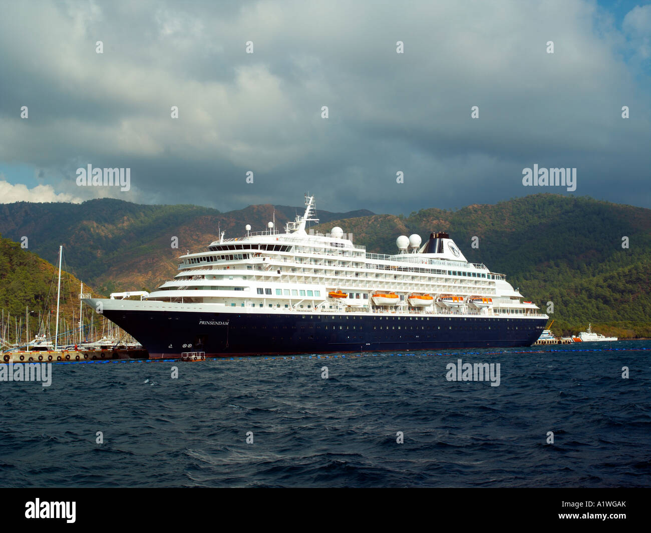 Prinsendam hi-res stock photography and images - Alamy