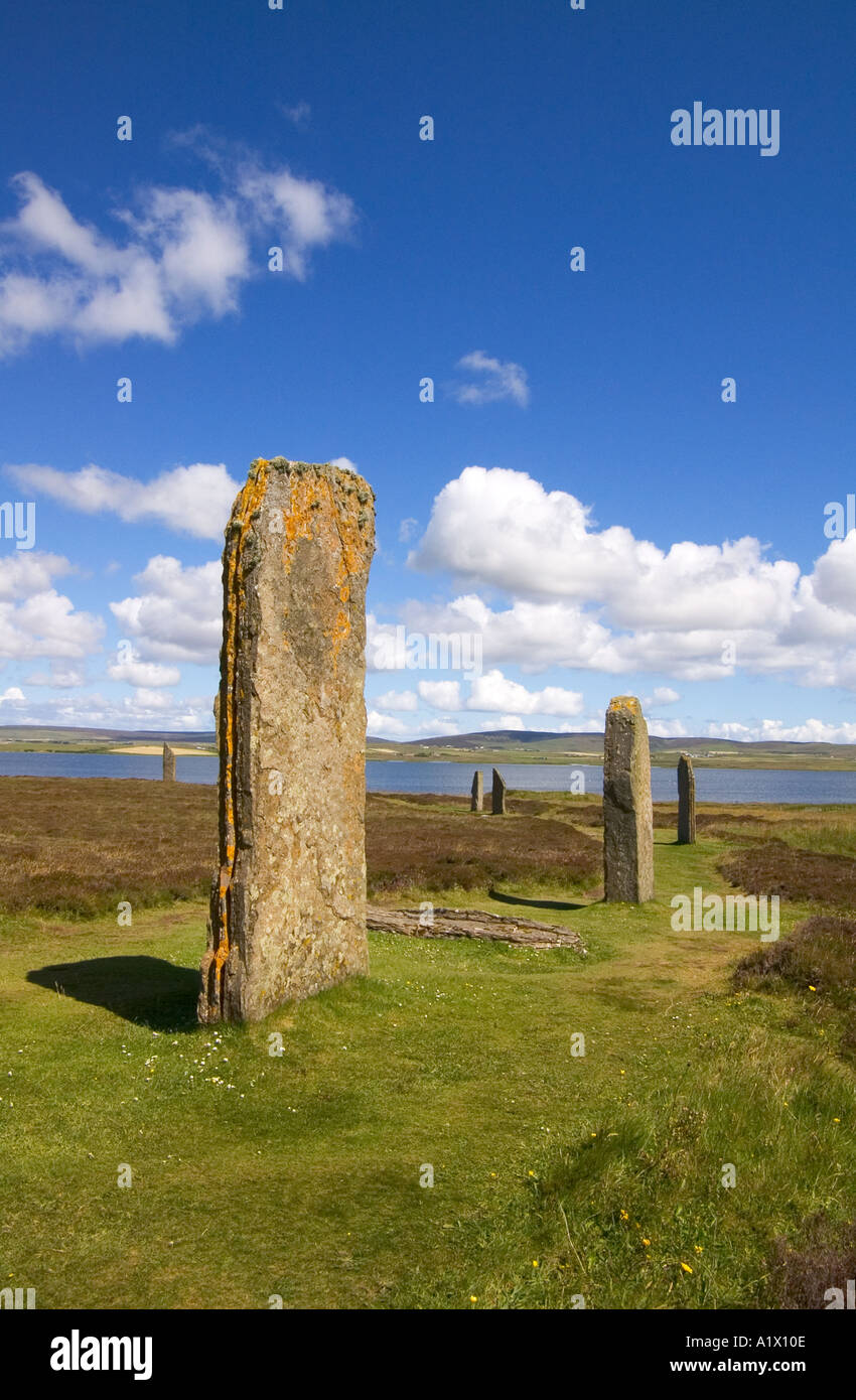 dh  RING OF BRODGAR ORKNEY Neolithic standing stones circle Loch of Harray Stock Photo