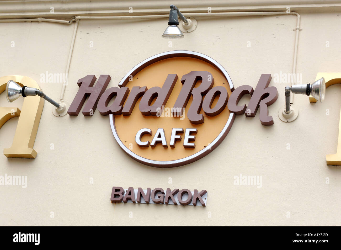 hard rock cafe bangkok thailand