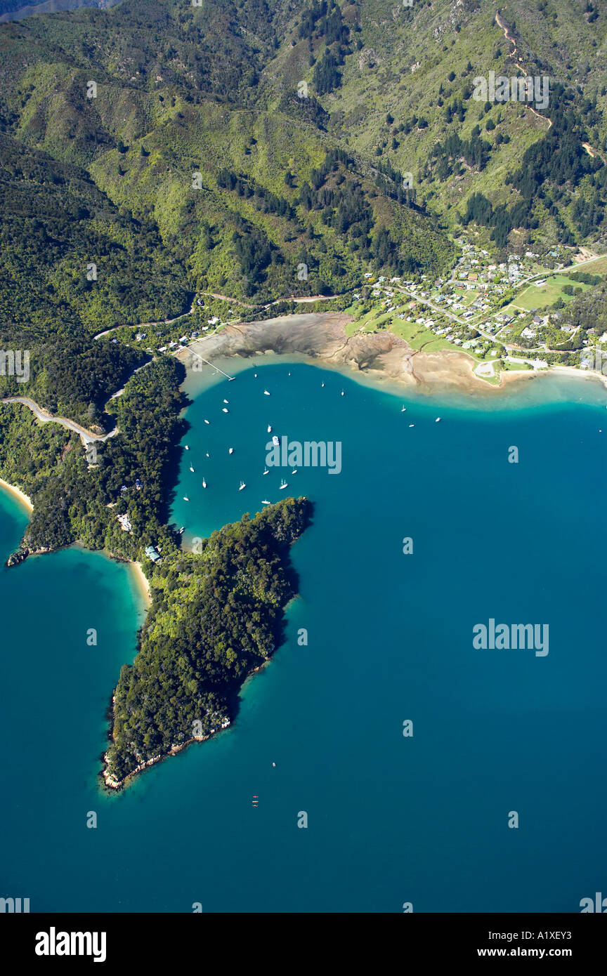 Ngakuta Bay and Queen Charlotte Drive Marlborough Sounds South Island