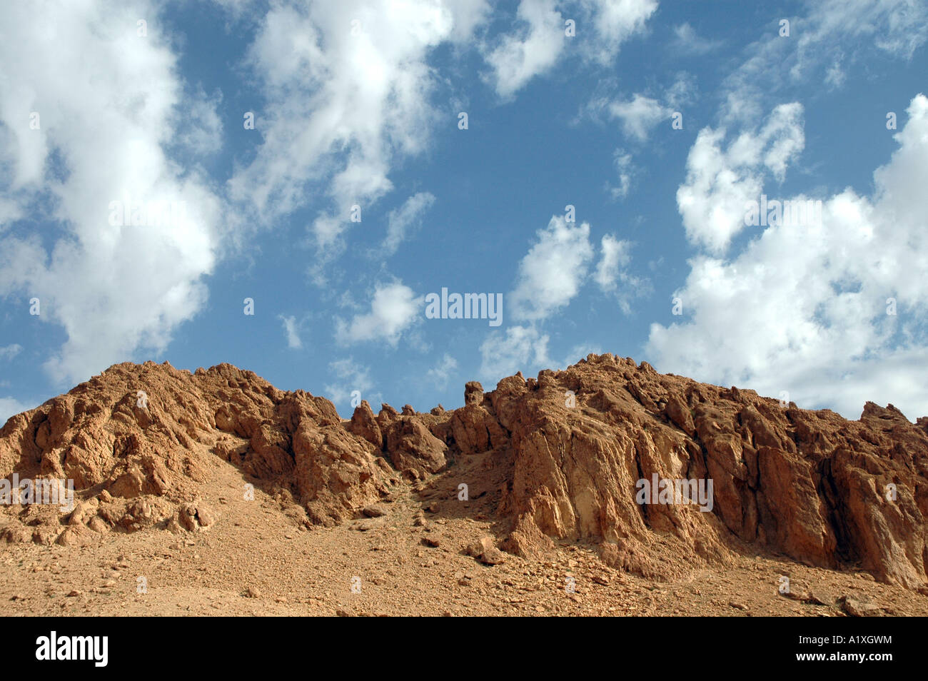 Rocks in Chebika oasis in Saharian Atlas mountains, Tunisia Stock Photo ...