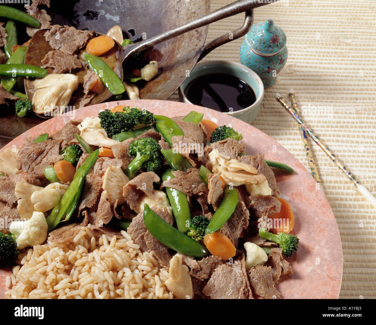 beef stiry fry rice vegetables green beans cauliflower carrot peas soy