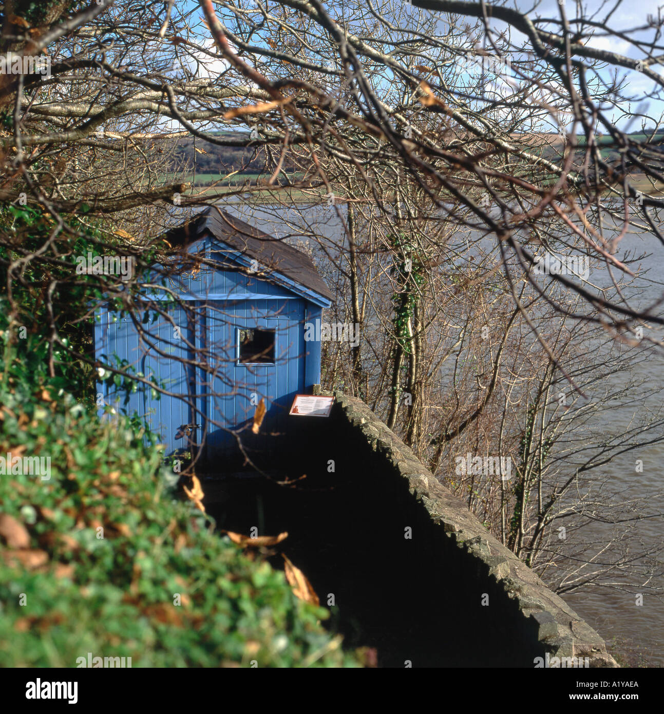 Dylan Thomas writing shed by his home on the Taf estuary at the Boat House in Laugharne Carmarthenshire Wales UK   KATHY DEWITT Stock Photo