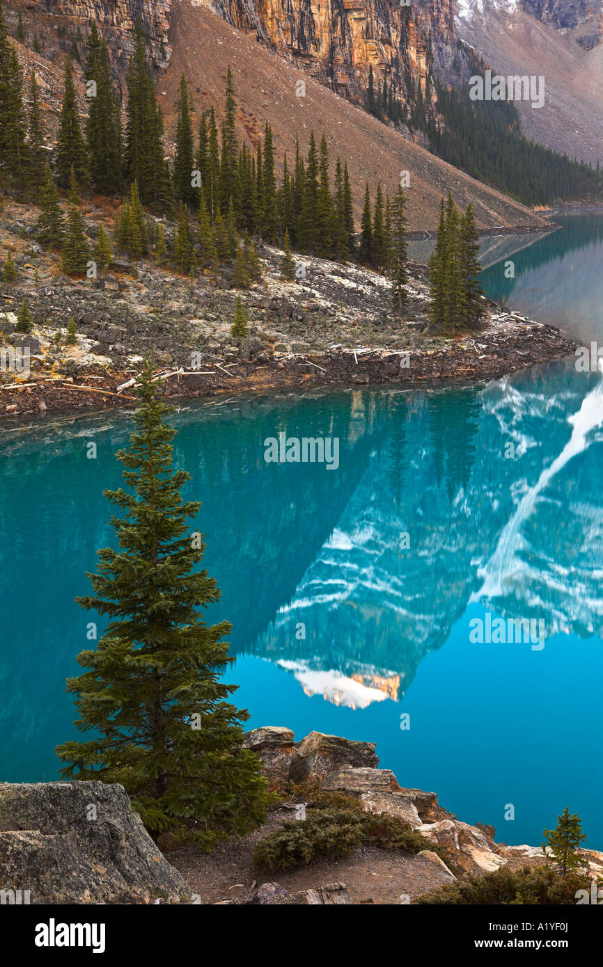 Turqoise waters of Moraine Lake, Banff National Park, Canadian Rockies, Alberta Stock Photo