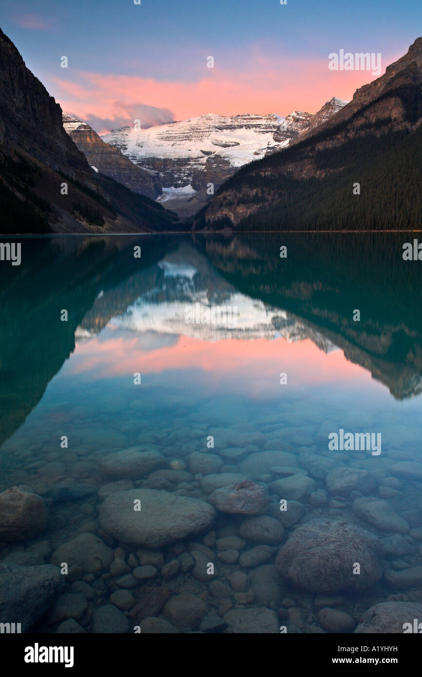 Pastel dawn at Lake Louise, Banff National Park Stock Photo