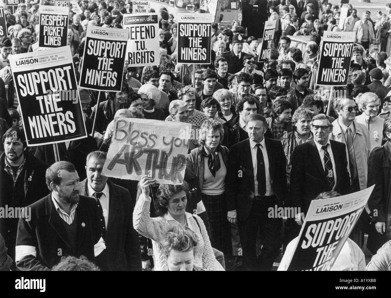John Sturrock Network Photographers Image Ref JSA 10096823 psd Miners strike London Feb 1985 Stock Photo